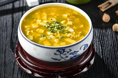鲫鱼豆腐汤