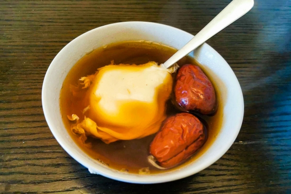 糯米酒糟煮鸡蛋的功效