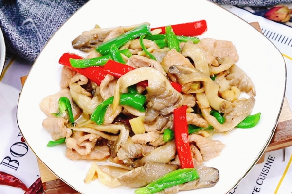 猪头肉脂肪含量高吗
