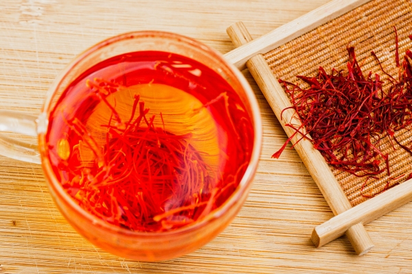 藏红花可以泡酒吗