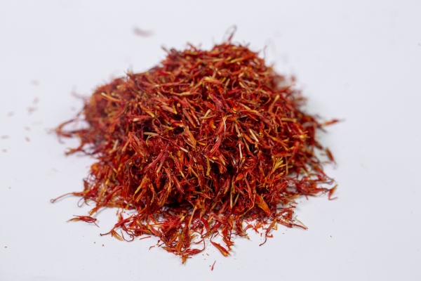藏红花不能和什么一起吃