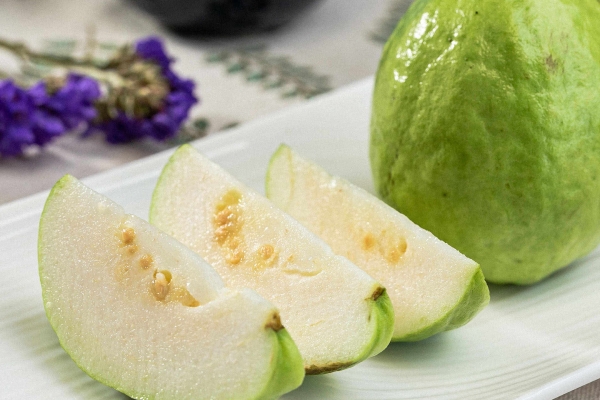 番石榴是芭乐吗