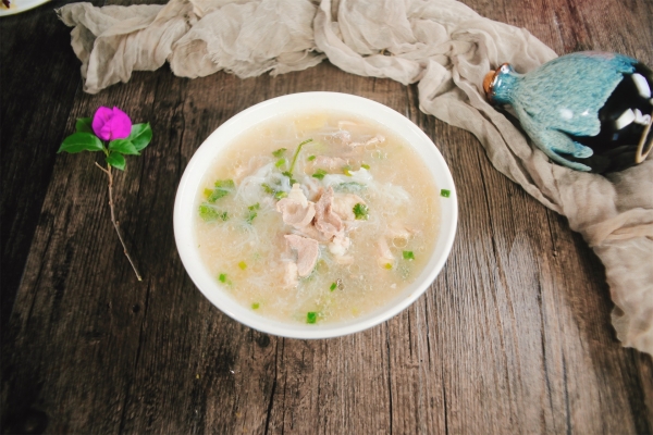 羊肉和什么一起炖不上火